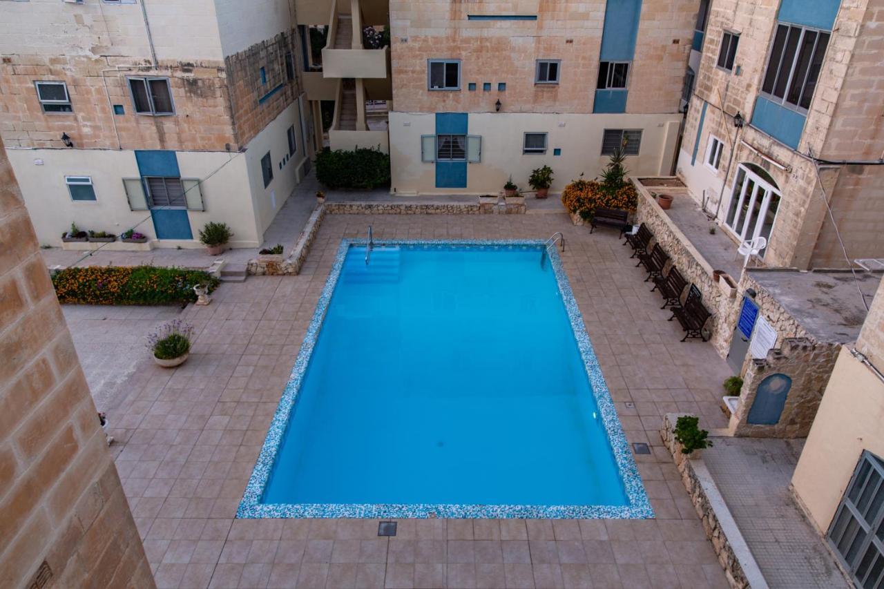 Apartmán Dolmen Court Flat 10, Qawra St. Paul's Bay Exteriér fotografie