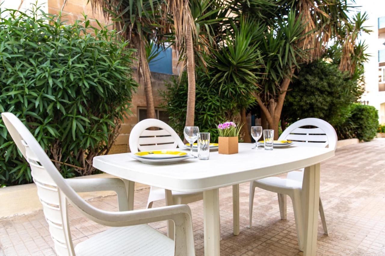 Apartmán Dolmen Court Flat 10, Qawra St. Paul's Bay Exteriér fotografie