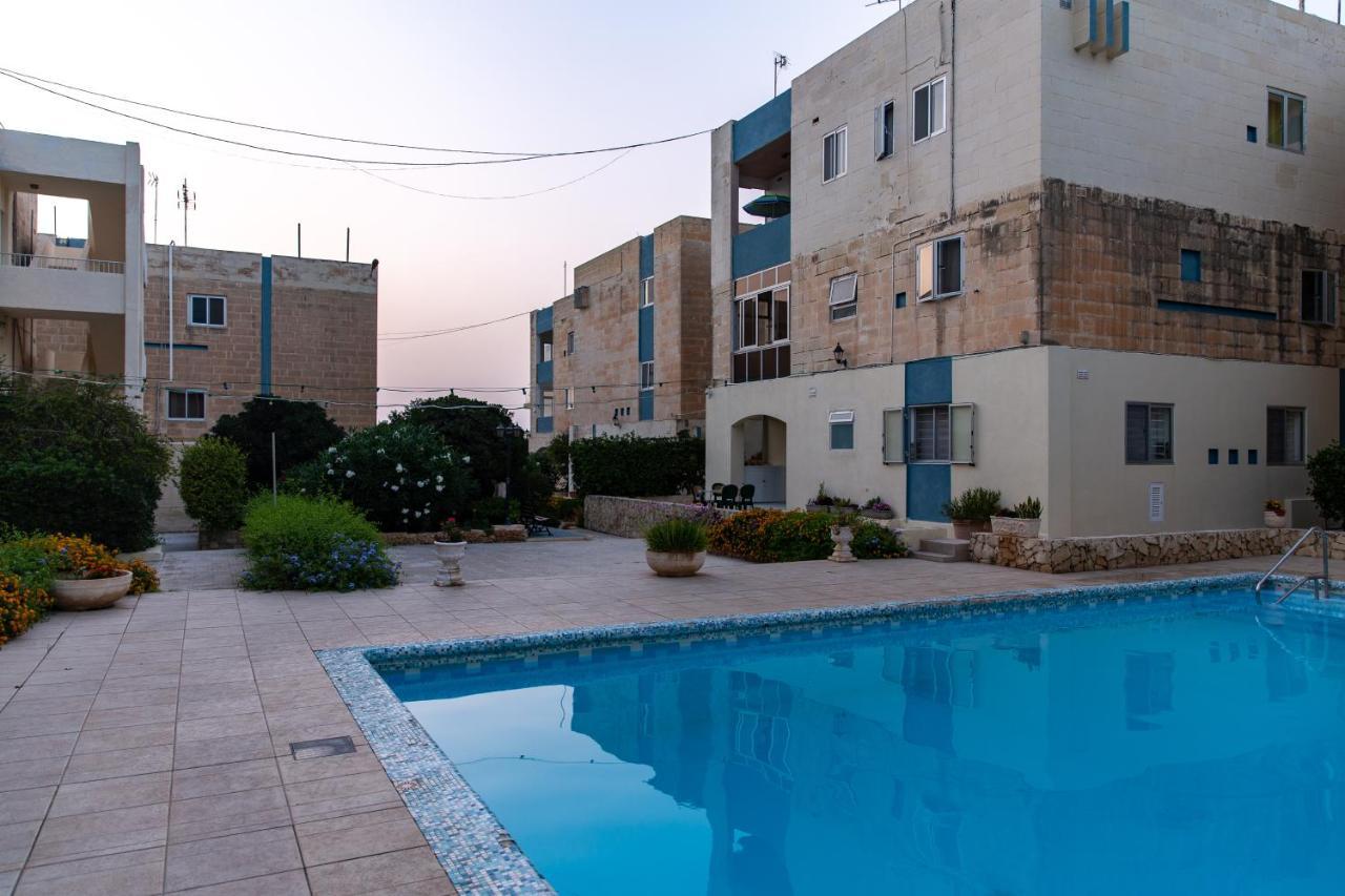 Apartmán Dolmen Court Flat 10, Qawra St. Paul's Bay Exteriér fotografie